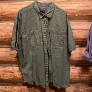 Men’s XXXL shirt sleeve dress shirt olive green